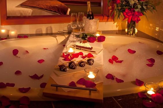 detalles para enamorar Nunca te olvides de las fresas con chocolate, otro clásico para #SanValentin